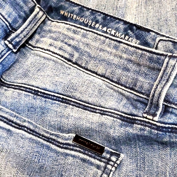 White House Black Market The Skinny Jeans | Size 0 - Picture 6 of 7